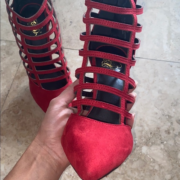 NEW RED Heels - Picture 7 of 8
